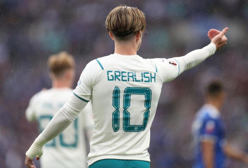 爱游戏官网-冠军退役引发热议