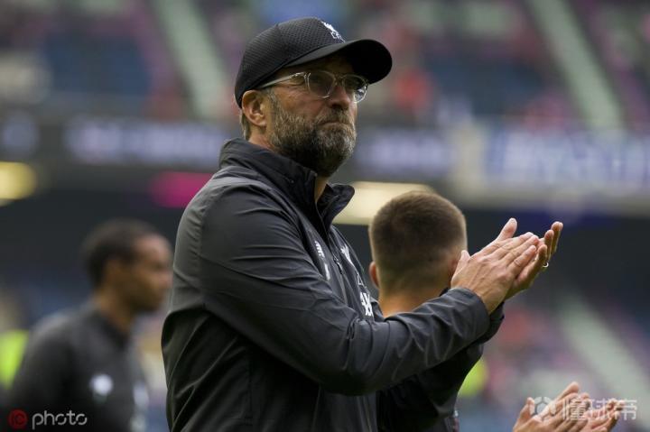 冠军退役引发热议 冠军退役引发热议