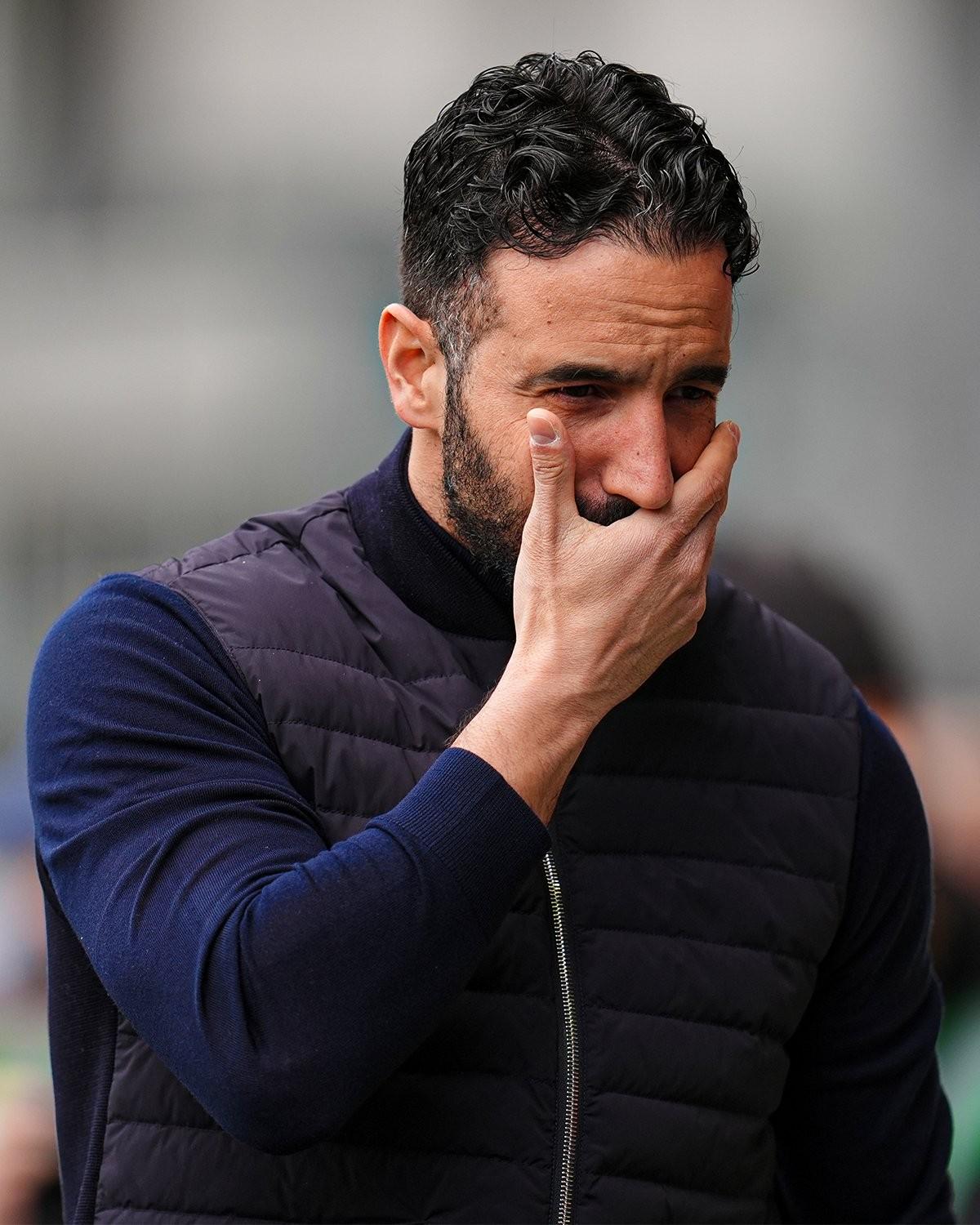 曼联迎欧篮联关键赛，国际比赛日队长鼓劲，态度坚定，心理建设被强调(每场比赛都充满紧张和激烈的对抗)