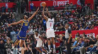 ayx-洛杉矶快船今晨豪取连胜转会期菲尼克斯太阳备战国王杯，加时末段底特律活塞单刀错失看傻球迷的简单介绍